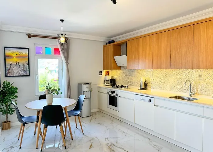 Διαμέρισμα Moonlight Sea View *