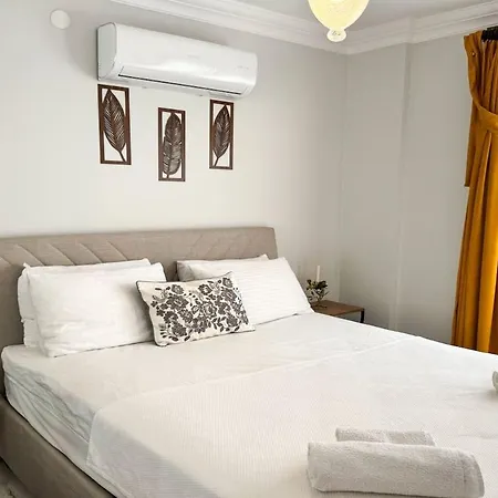 Moonlight Sea View Апартаменты