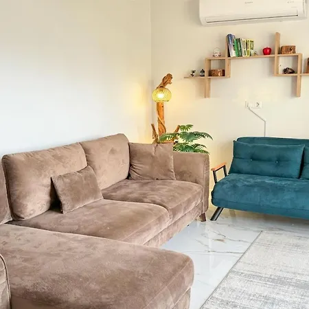 Moonlight Sea View Апартаменты Каш